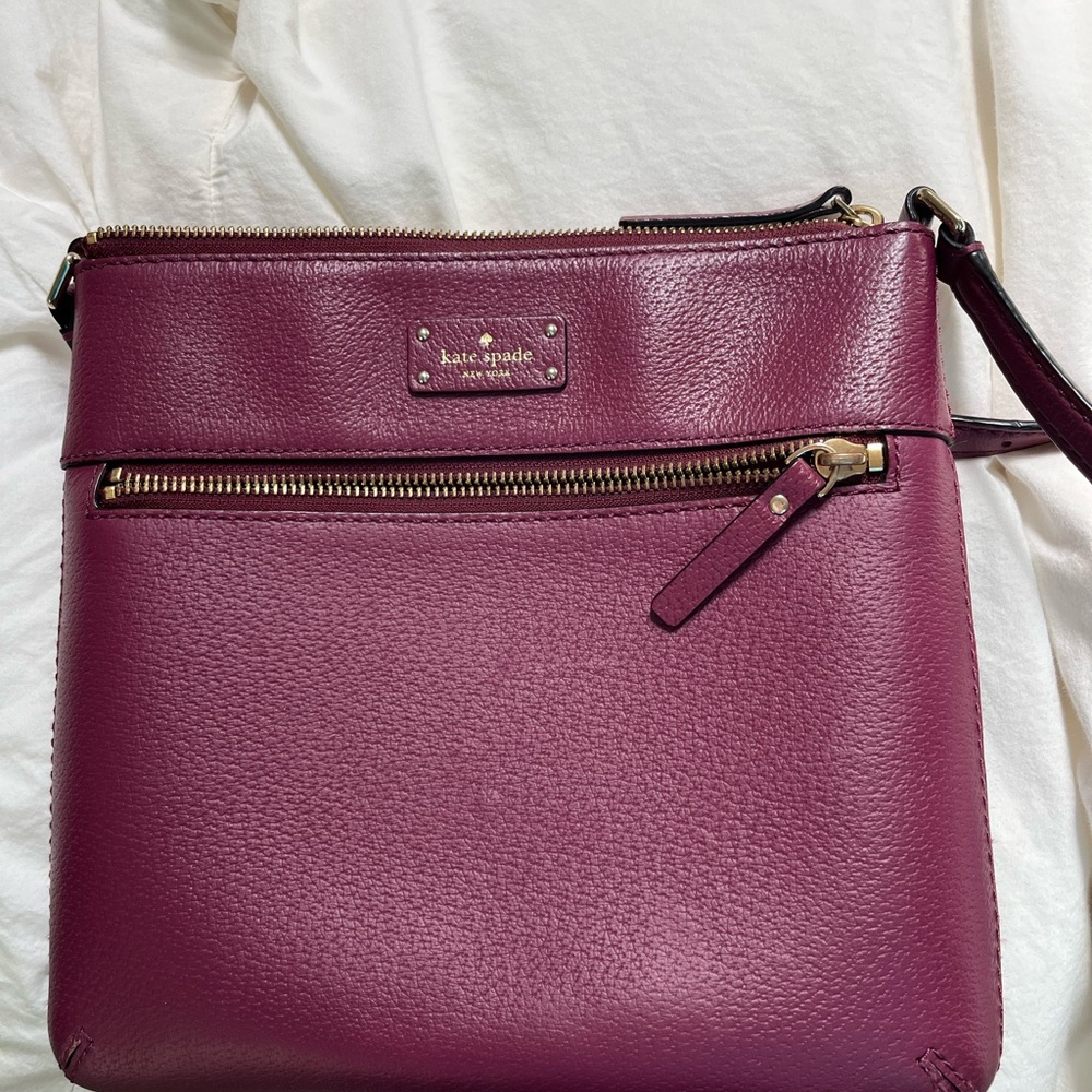 Kate spade red crossbody gently used